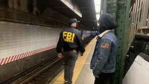Imagini cu puternic impact emoțional! Atac armat la metroul din New York