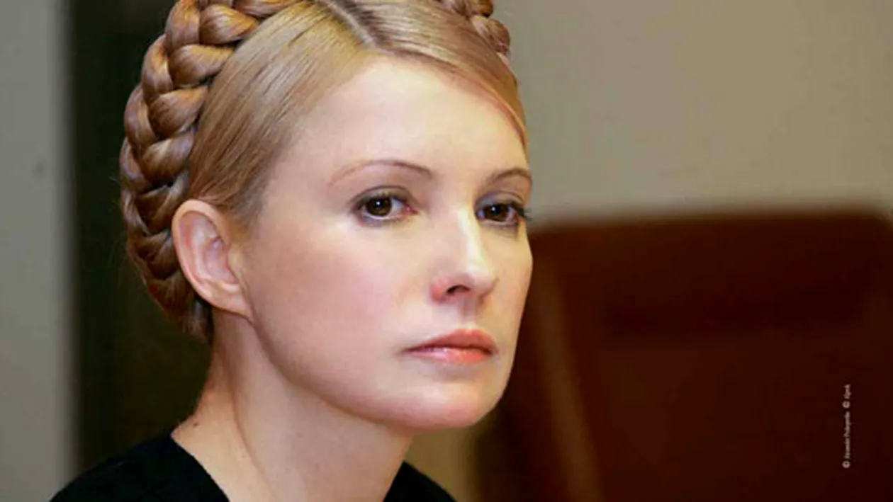 Iulia Timosenko este de fapt BRUNETA! Cum arata fostul premier al Ucrainei cu parul scurt si inchis la culoare