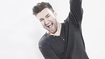 Smiley, imbracat asa cum nu l-ai mai vazut! Vezi cum s-a prezentat in aceasta seara la Romanii au talent