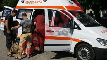 Lovit de iubita in testicule