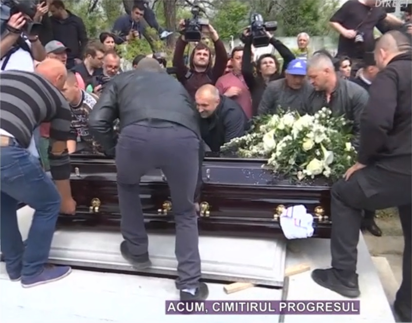 Ce era în sacul care a fost pus în groapa lui Răzvan Ciobanu. FOTO