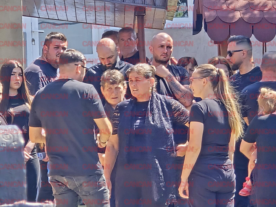 Alex Marcu a cedat la înmormântarea Teodorei! Bărbatul e transfigurat de durere, nu îl mai recunoști