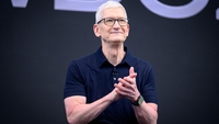 Tim Cook a renunțat la conducerea Apple, dar va primi în continuare o avere. Cât va câștiga