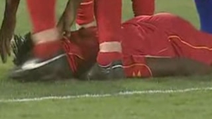 VIDEO Tragedie in Sudan! Un fotbalist a facut infarct pe terenul de fotbal