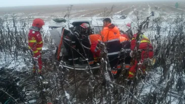 Accident mortal în Teleorman! Două persoane au rămas încarcerate