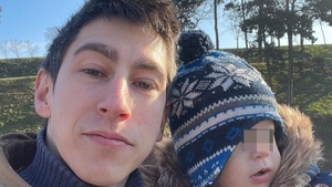 Gest tulburător al unui bărbat. Și-a explicat fapta oribilă într-un bilet de adio. „De ce îţi baţi joc de băiatul meu?”