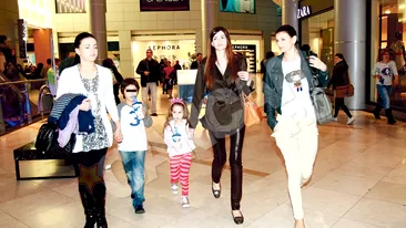 Monica a dus-o pe Irina la biserica