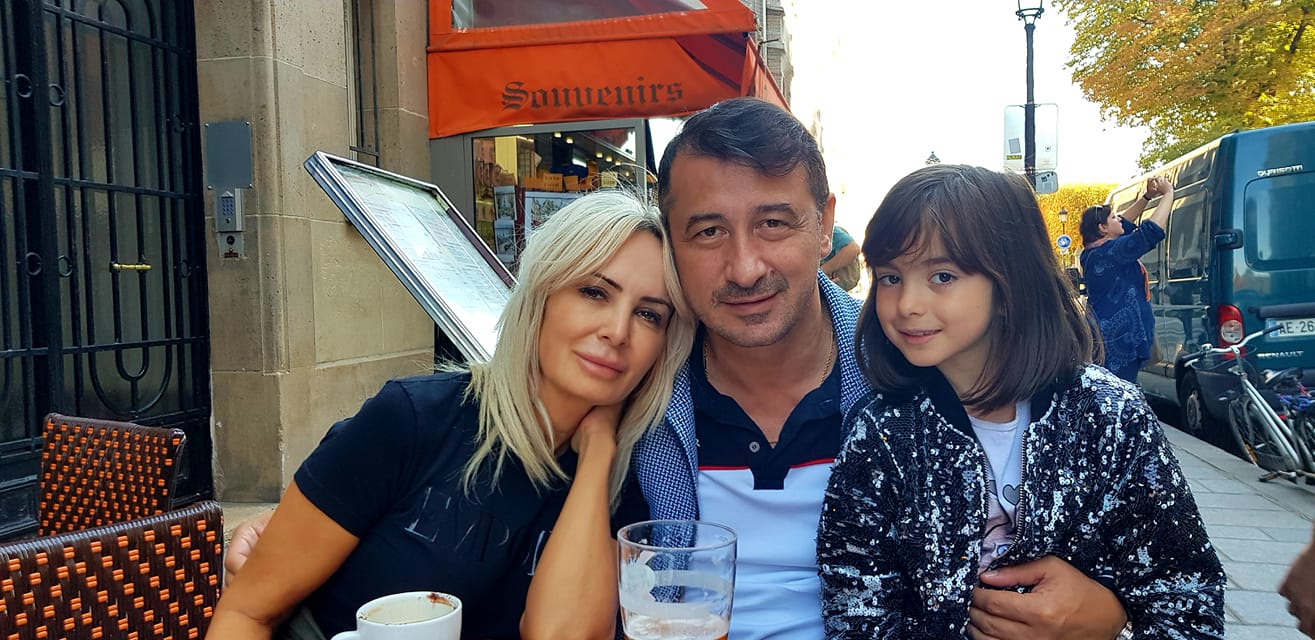 Daniela Gyorfi, fără lenjerie intimă în pat!