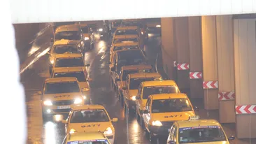 Patronul Speed Taxi, inmormantat in lacrimile si aplauzele fostilor angajati! Era cel mai bun sef!