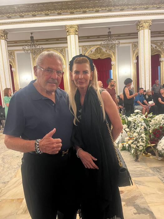 Hunedoara în doliu total: S-au vândut toate coroanele din oraș pentru Mihai Leu! Nimeni n-a mai văzut așa ceva