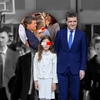 Nicușor Dan și Mirabela Grădinaru, alături de Aheea în prima zi de școală. Micuțul Antim și-a susținut și el sora din brațele președintelui