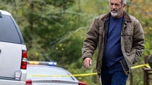 Mel Gibson și-a refăcut viața? Actorul a fost surprins sărutându-se cu o femeie mult mai tânără pe străzile din Roma