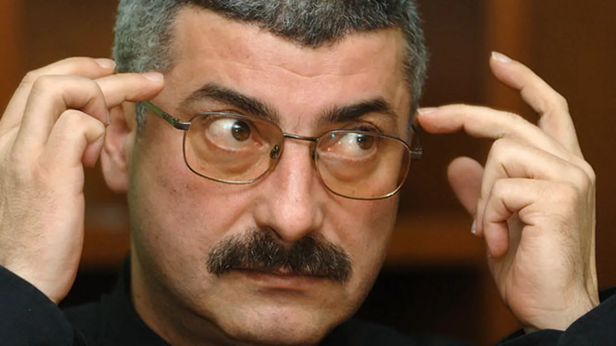 Silviu Prigoană demonstrează că a dus-o pe Bahmu in nenumărate excursii: Adriana a fost plimbată pe toată planeta