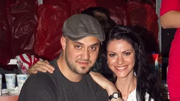 VIDEO Raluca Petrica si Alexandru Anghel s-au logodit! Ne iubim foarte tare