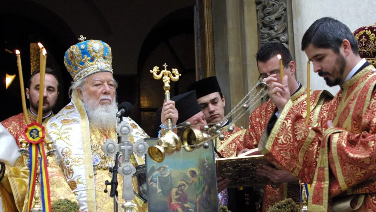 Câți bani câștigă, de fapt, un preot care are parohie în București