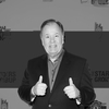 A murit Dennis Haskins, actorul celebru din „Salvați de clopoțel”. Avea 75 de ani
