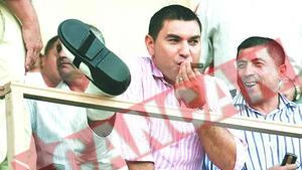 Cainii au scapat basma curata