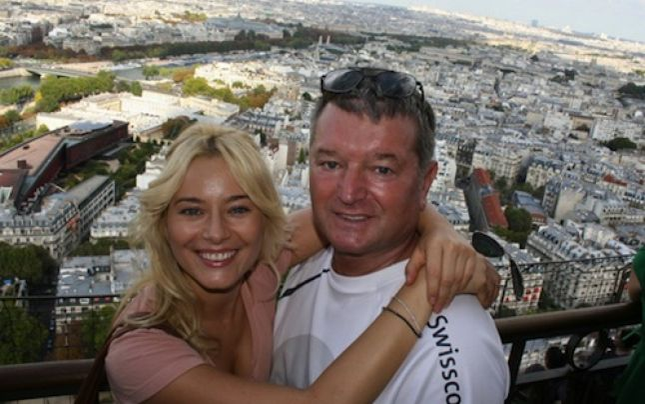 Laura Cosoi nu poate trece peste pierderea tatălui ei. Ce a postat vedeta