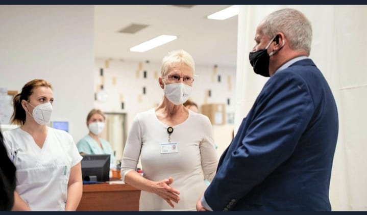 Ministrul Sănătăţii din Cehia a fost demis după ce încălcat propriile restricţii anunțate împotriva noului coronavirus. Cum a fost surprins Roman Prymula