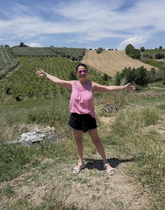 Gabriela Cristea și-a demolat casa din Italia. Cum arăta conacul părăsit de 50 de ani, înainte de renovare