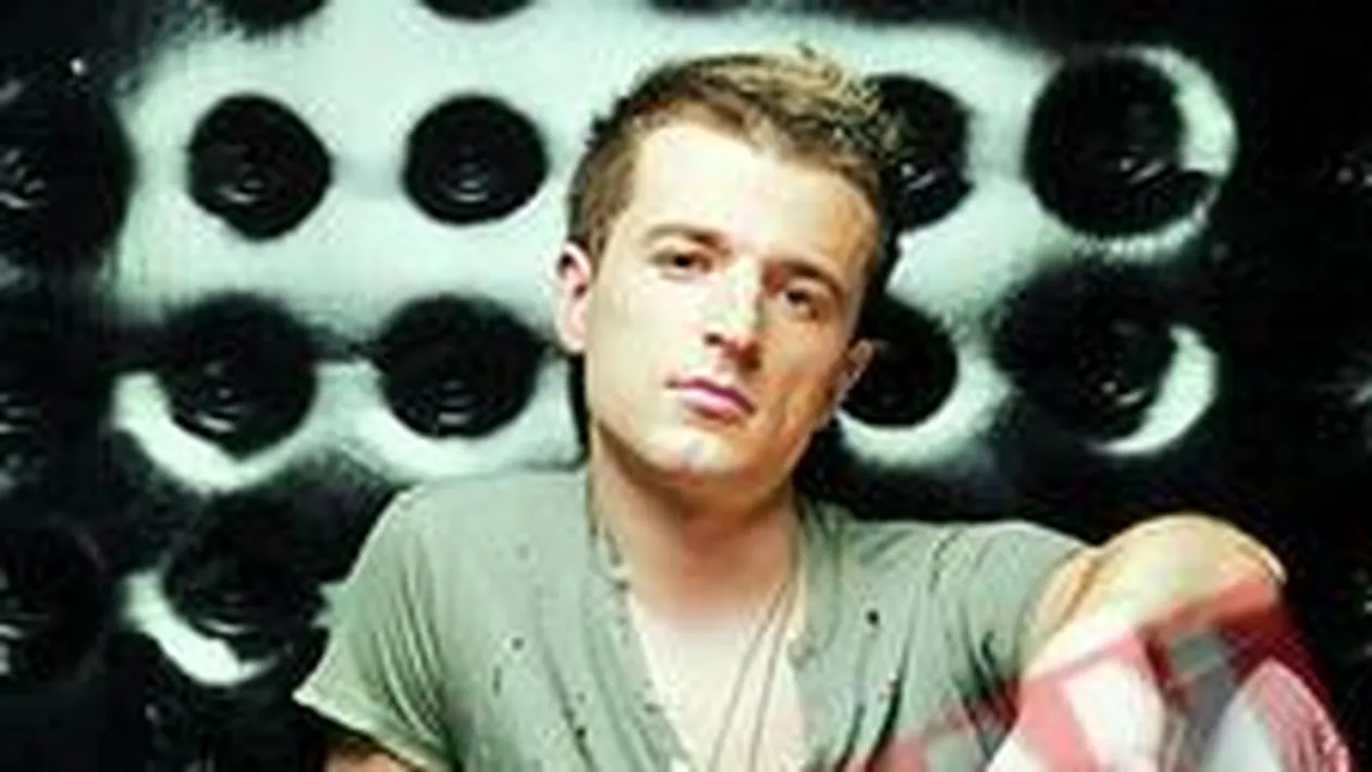 Radu, ex-O-Zone a cerut urgentarea cetateniei