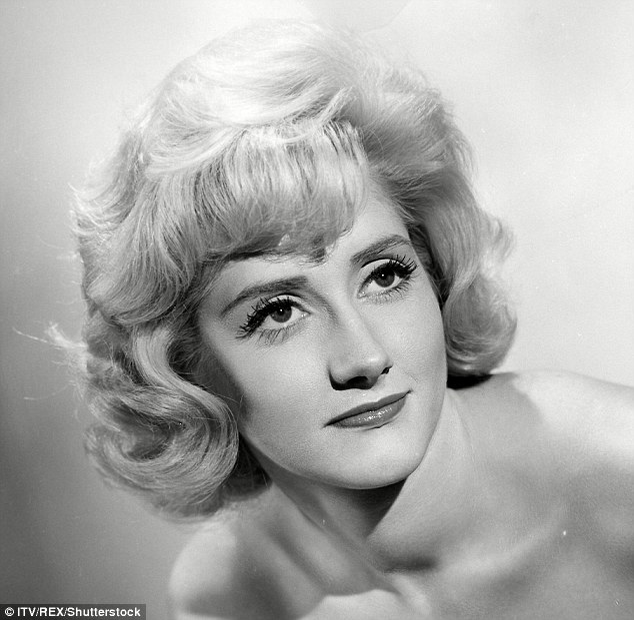 Actrița britanică Liz Fraser s-a stins din viață la 88 de ani