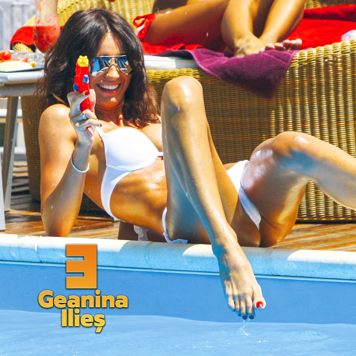 Super-imaginile cu Bianca, Delia + multe alte sexy-vedete la care minorii au accesul interzis!