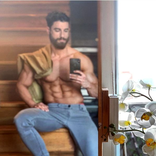 Andi Constantin, noul „Burlac”, emoții înainte de întâlnirea cu viitoarele concurent. Mesajul transmis pentru cea care o să îi cucerească inima: „Sunt omul care va încerca din răsputeri să te facă fericită!”