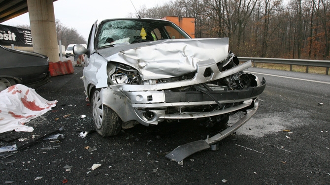 Patru persoane au fost implicate intr-un accident de masina in Calarasi!