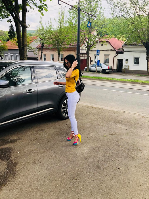 Ea este bomba sexy cu care ar fi înșela-o Culiță Sterp pe soția lui, Carmen de la Sălciua