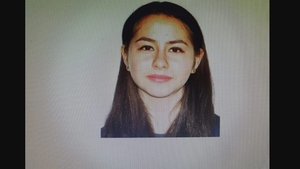 Ați văzut-o? O minoră de 17 ani din Botoșani a fost dată dispărută. Autoritățile au demarat căutările