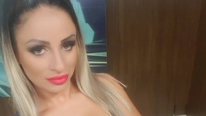 Reacţia Sânzianei Buruiană după ce a văzut imaginile cu tânăra de 25 de ani aruncată în faţa metroului de Magdalena Şerban