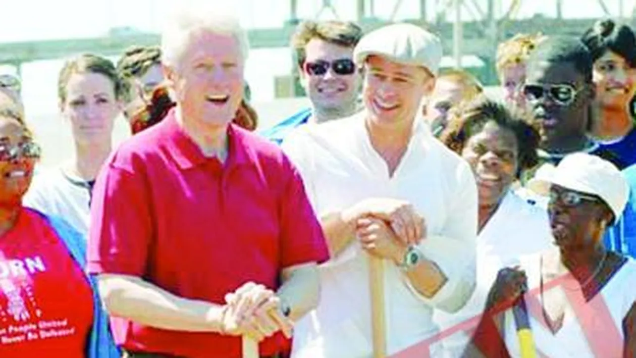 Brad si Bill dau la lopata