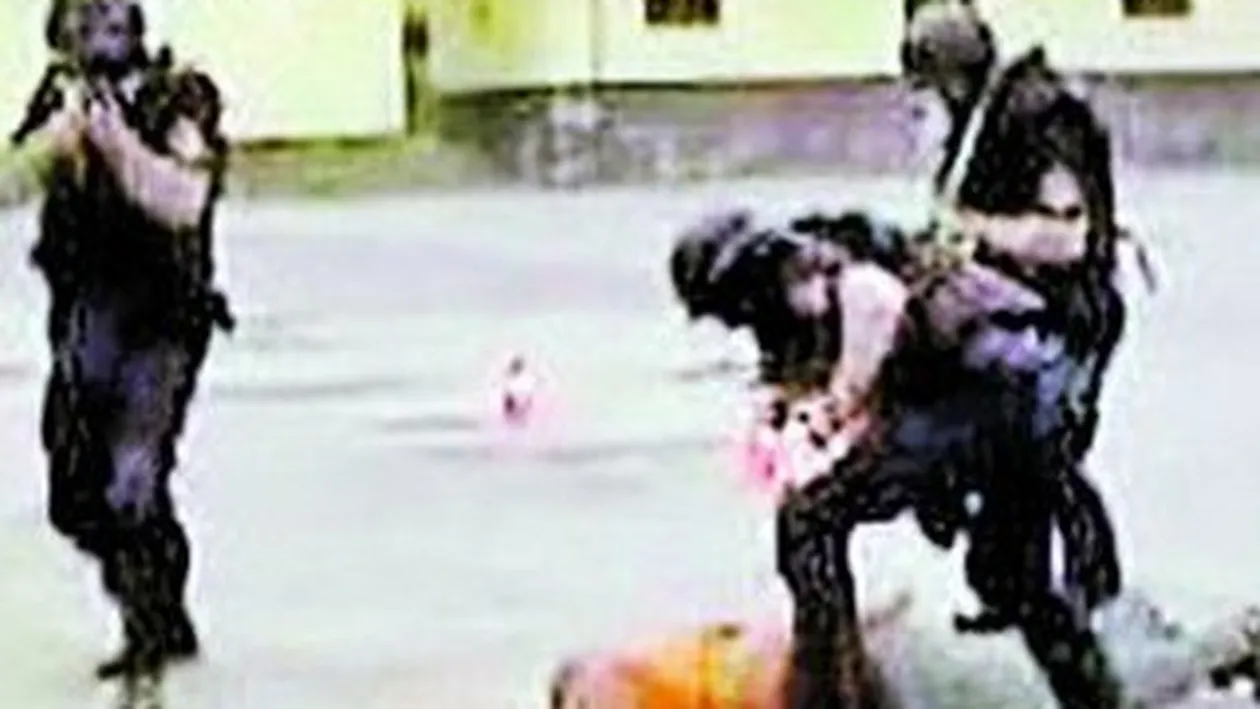 A dat anunt pe net ca mananca oameni