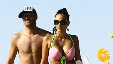 Alexe, singurul caine fara lesa din haita lui Dinamo. Copilul rebel dintre familistii alb-rosilor