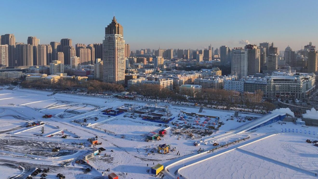 Cum se încălzesc locuitorii orașului în care temperaturile ajung la -30 de grade Celsius. Nu au calorifere