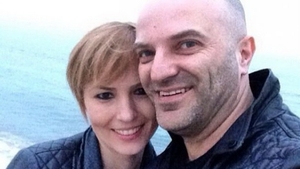 Capatos i-a facut sotiei o surpriza de zile mari! Ce urare i-a facut IN DIRECT la TV: "Iti multumesc ca ma suporti de 15 ani"