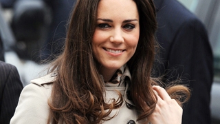 Kate Middleton da tonul in moda pensatului! Tot mai multe femei vor sa aiba sprancene identice cu cele ale Ducesei de Cambridge
