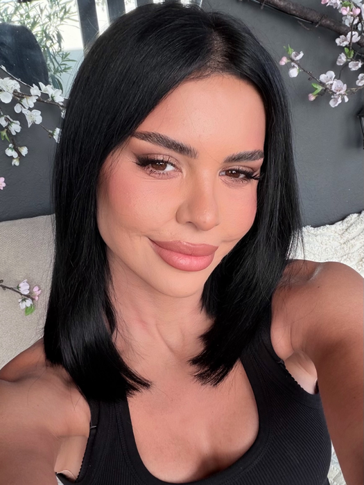 Cum arată Andreea Popescu după intervențiile estetice recente. Vedeta a stat în casă timp de 7 zile