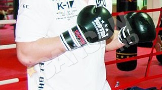 Daniel Ghita nu va avea nicio zi de vacanta! Isi boteaza fiul, apoi pleaca sa se bata cu Badr Hari