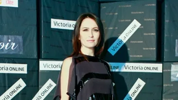 Amalia Nastase nu tine cont de sezon cand vrea sa dea o lectie de stil! A facut senzatie in sandale la -10 grade