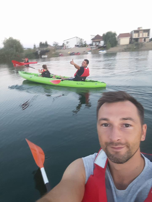 A reușit să le insufle și altora dragostea lui pentru caiac