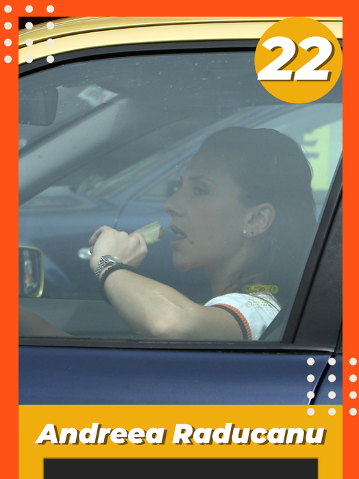 TOP 30 pofticioase din showbiz. Cine o face mai bine dintre: Andreea Marin, Theo Rose, Andreea Bălan sau Anna Lesko?