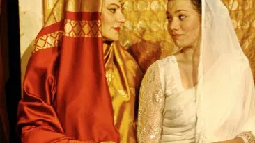 Maia Morgenstern, pe scenă alături de fiica sa! Cabrina a debutat la 18 ani