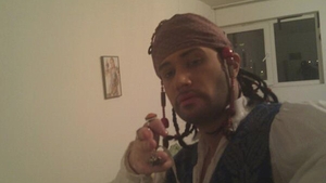 Bendeac, Connect-R sau Jack Sparrow? Vezi cine se "ascunde" in aceasta poza!
