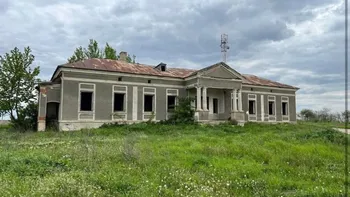 Cum arată conacul din România care costă doar 36.000 € și de ce nu se vinde imediat