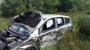 Accident horror între Lugoj şi Caransebeş. O persoană a murit strivită în mașină. FOTO