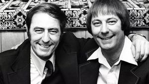 Uimitorul caz al gemenilor care au fost separați la naștere dar au dus vieți identice. Care a fost explicația