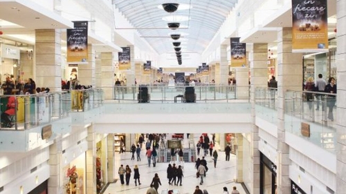Se deschid mall-urile după 15 mai? Răspunsul lui Raed Arafat