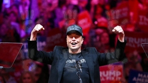 Elon Musk, cu chiuveta la Casa Albă. Fotografia care a stârnit un val de reacții